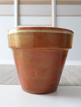 Load image into Gallery viewer, Monarch Planter